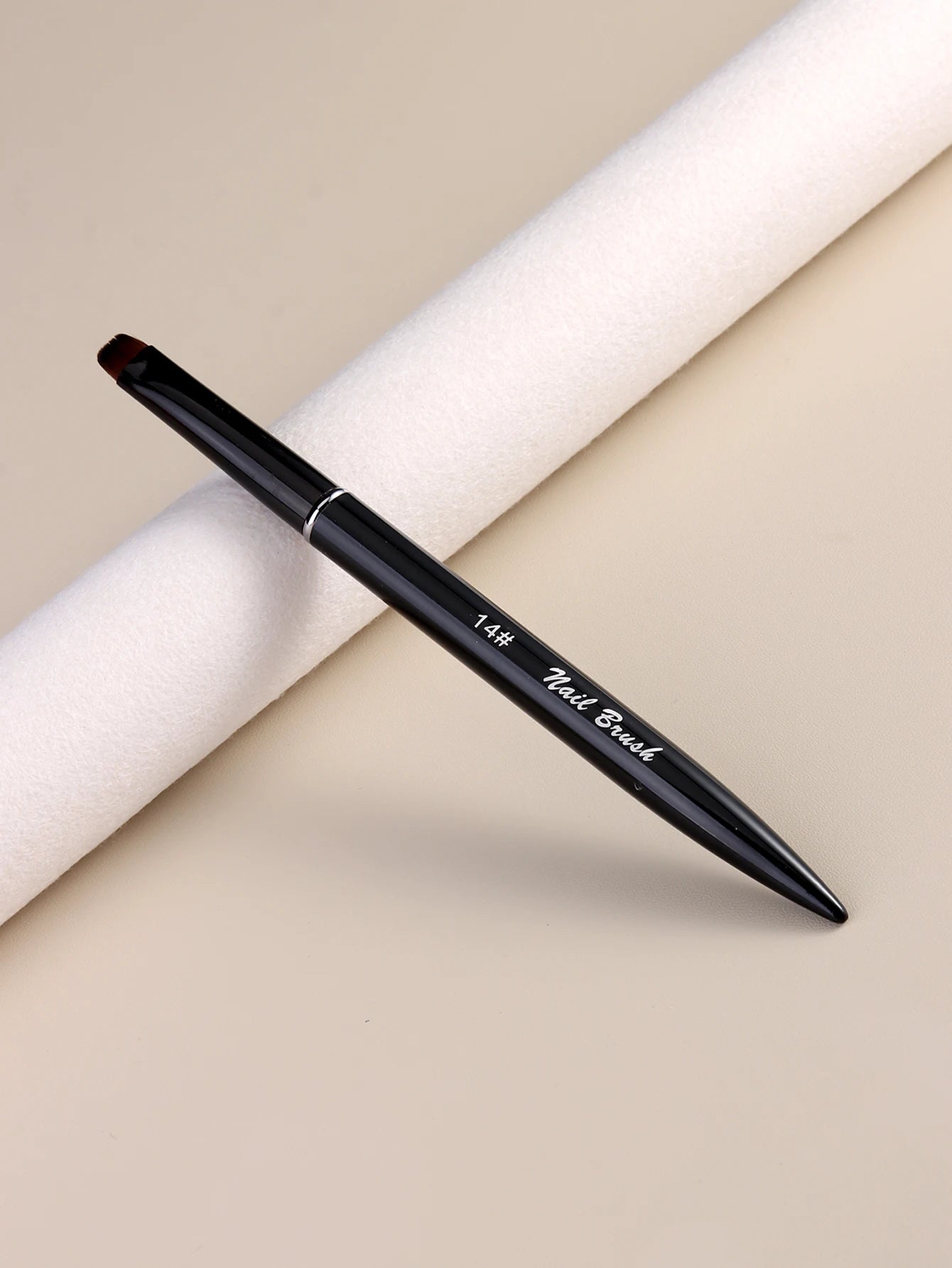 Gel nail polish brush